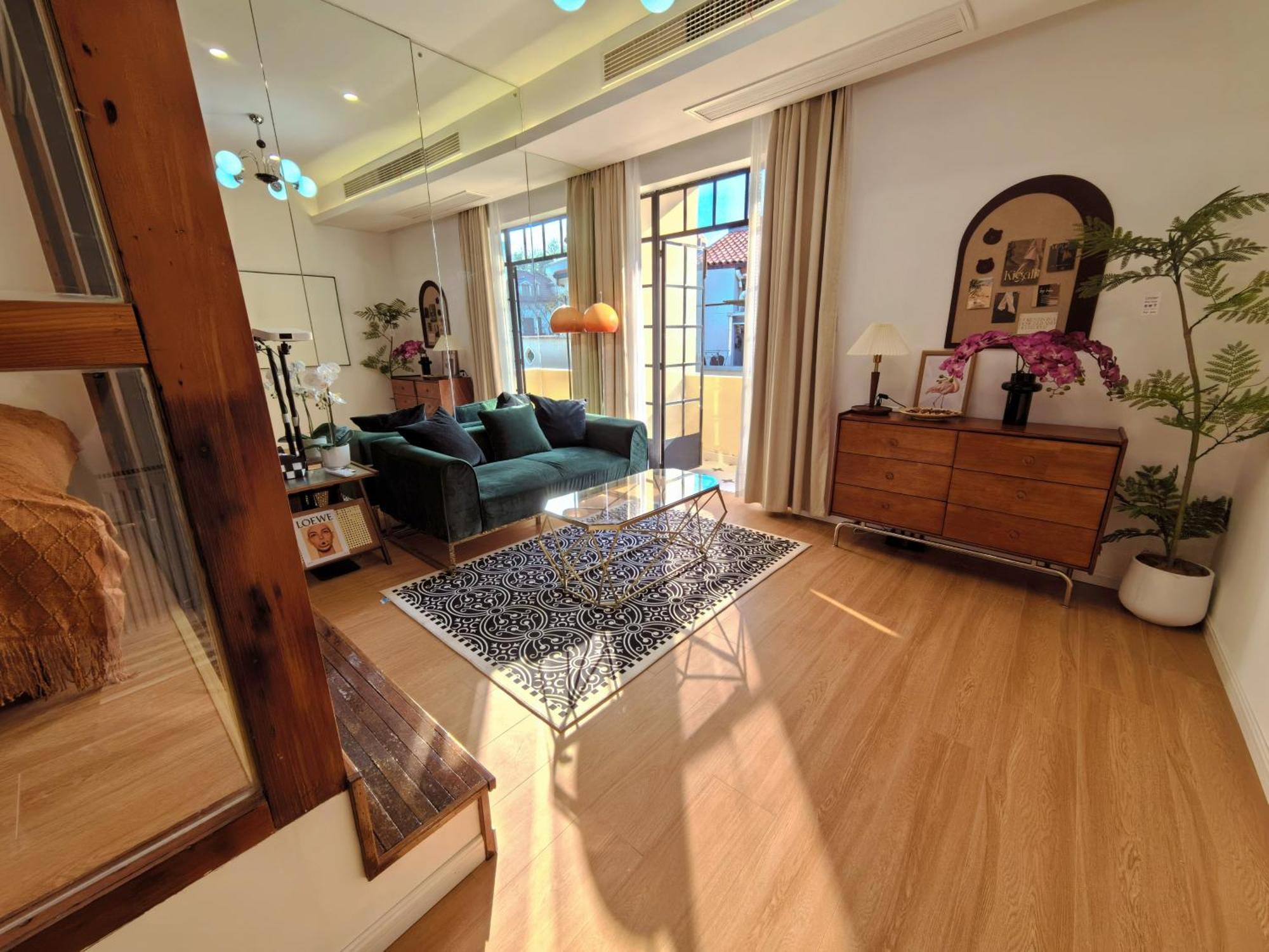 Hills & Zinn Sunshine With Balcony Near Metro Line1 Changshu Rd Apartamento